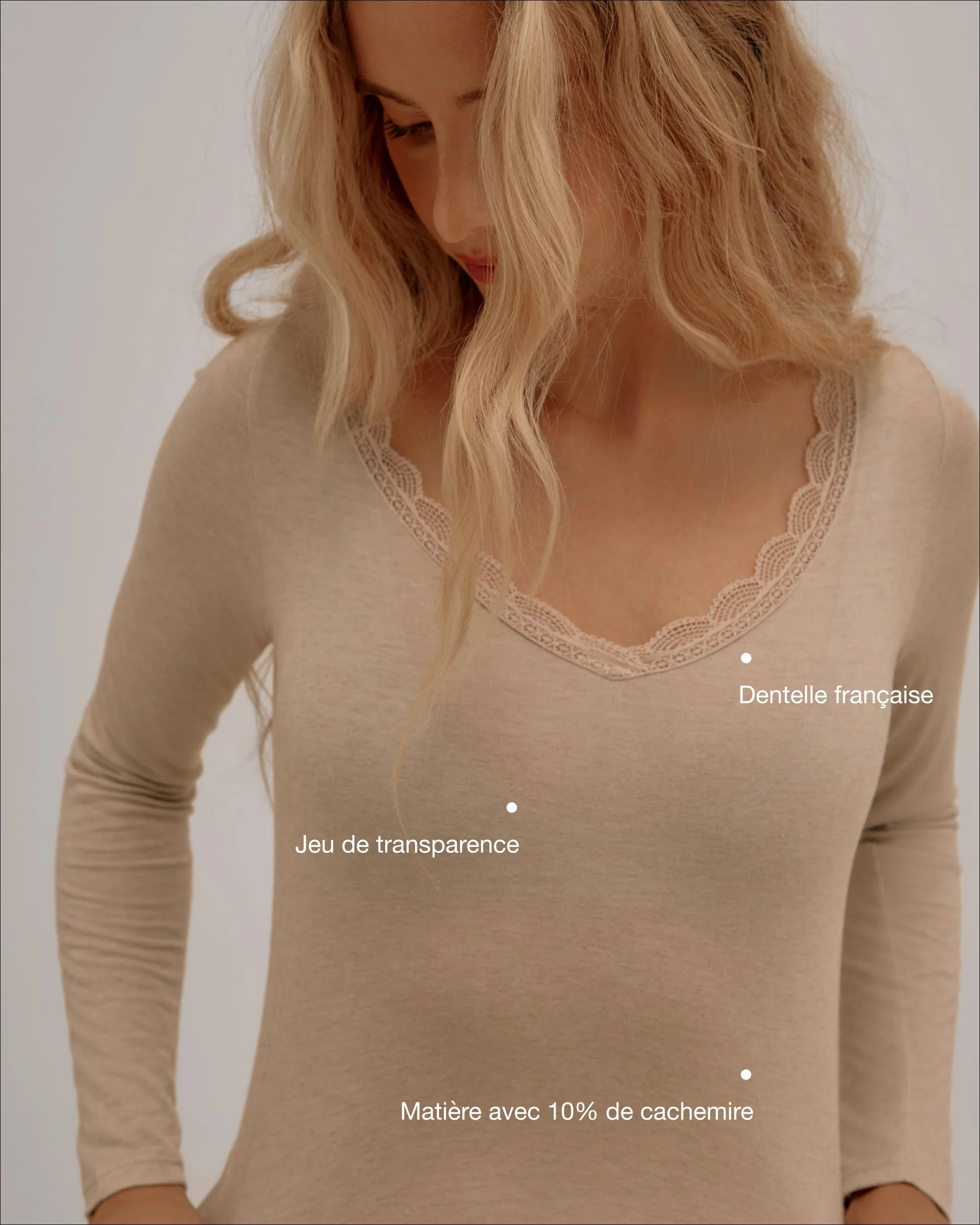 Top Décolleté Dentelle Cachemire & Modal - Beige - Image 5